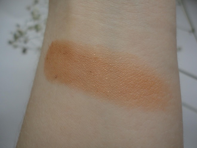 Разочарование с MAC Extra Dimension Bronzer-Delphic
