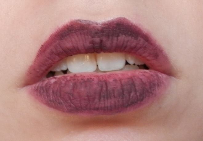 Сравнить несравнимое: NYX soft matte lip cream #Transylvania и Avon Ultra Colour Matte Lipstick Matte Grape