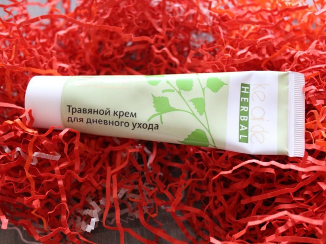 Мейтан Ke Ai De Herbal Травяной крем для дневного ухода