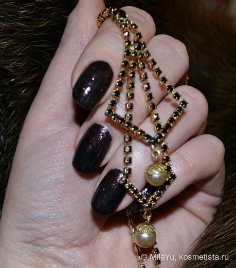 Красное на черном с лаком OPI Nail Laquer NL C17 Today I Accomplished Zero
