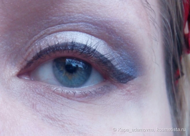 Кошачий глаз с подводкой Deborah Ultraliner Eyeliner в оттенке 01 Nero
