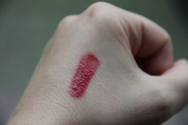 Лаковые... губы Bourjois Rouge Edition Aqua Laque в оттенке 04 Viens si tu roses