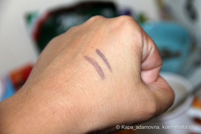 Гель (который в народе почему-то называют помадка) для бровей Inglot AMC Brow Liner Gel в оттенке 11