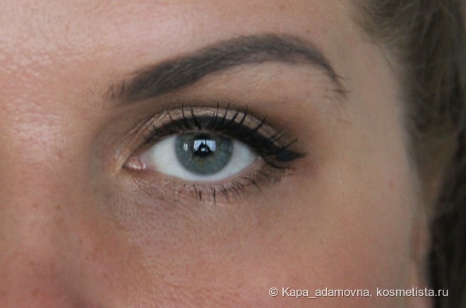 Гель (который в народе почему-то называют помадка) для бровей Inglot AMC Brow Liner Gel в оттенке 11