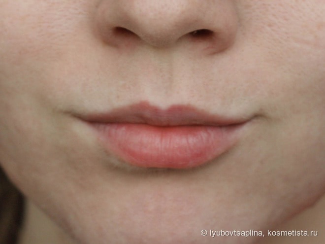 The Balm Stainiac Tinted Hint of Tint