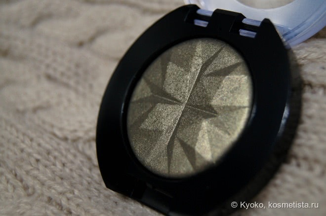 Maybelline New York Colorama Eyeshadow 40 Uptown Bronze — любимые тёплые тени