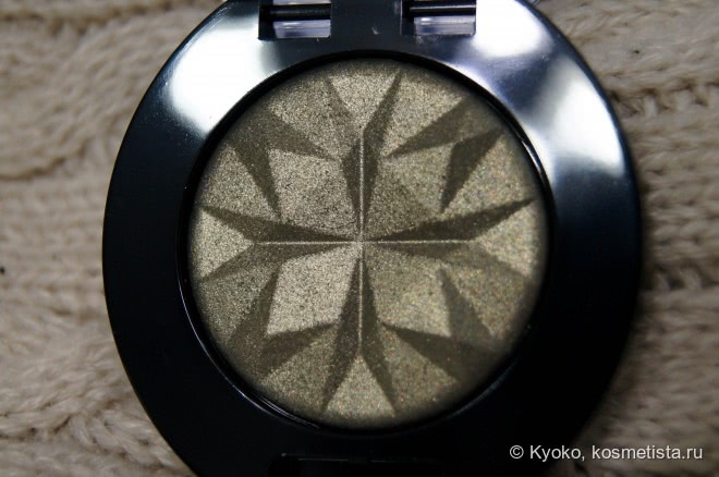 Maybelline New York Colorama Eyeshadow 40 Uptown Bronze — любимые тёплые тени