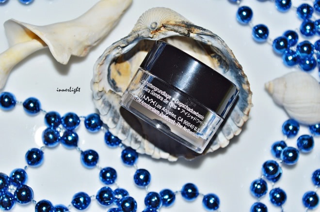 Черное VS Белое. NYX Eyeshadow Base. Оттенок 05 Black