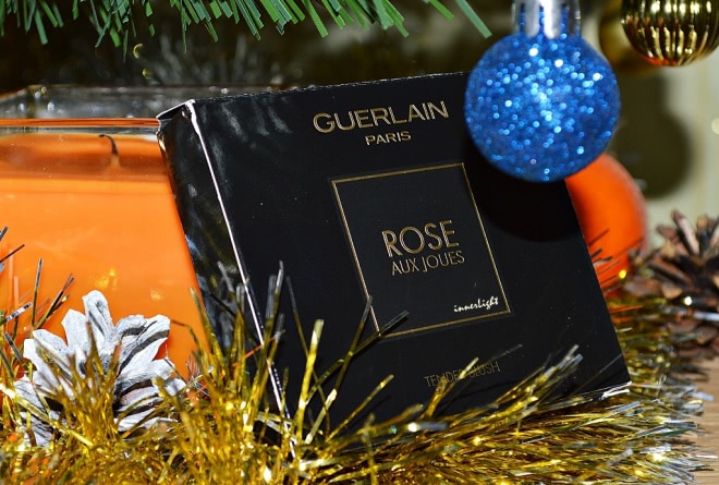 Нежные чувства. Румяна Guerlain Rose Aux Joues Tender Blush в оттенке 01 Morning Rose