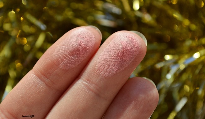 Нежные чувства. Румяна Guerlain Rose Aux Joues Tender Blush в оттенке 01 Morning Rose