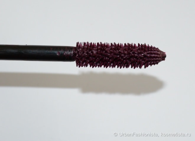 Восхитительный дуэт: Chanel Le Crayon Khol Intense Eye Pencil 17 Rouge Noir и Chanel Le Volume De Chanel 30 Prunе