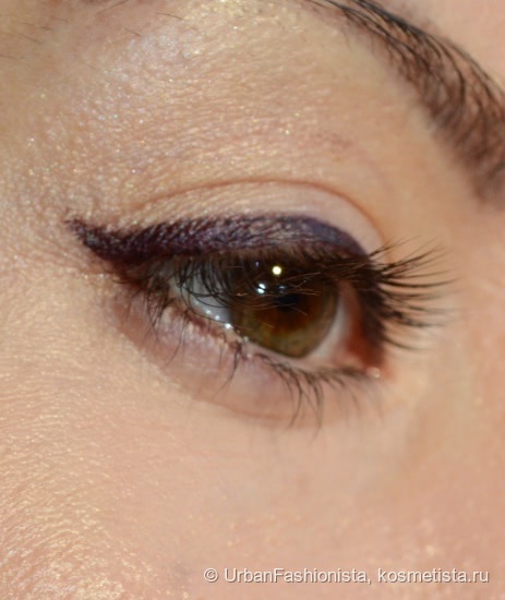 Восхитительный дуэт: Chanel Le Crayon Khol Intense Eye Pencil 17 Rouge Noir и Chanel Le Volume De Chanel 30 Prunе