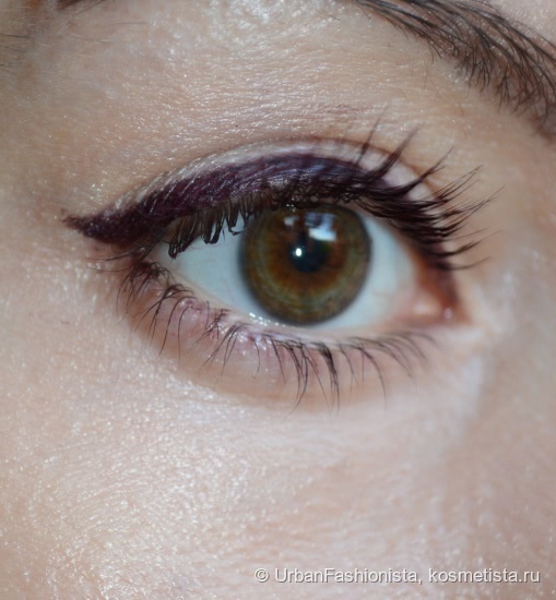 Восхитительный дуэт: Chanel Le Crayon Khol Intense Eye Pencil 17 Rouge Noir и Chanel Le Volume De Chanel 30 Prunе