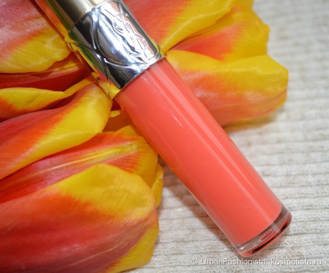 Такие разные YSL Gloss Volupte: #049 Terriblement Fuchsia и #204 Corail Trapeze