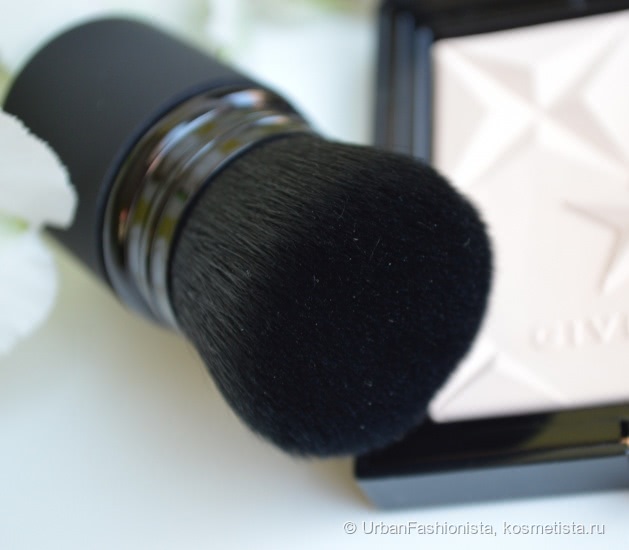 Сияние изнутри с Givenchy Les Saisons Healthy Glow Powder, #00 Moonlight Saison + бонусная кисть