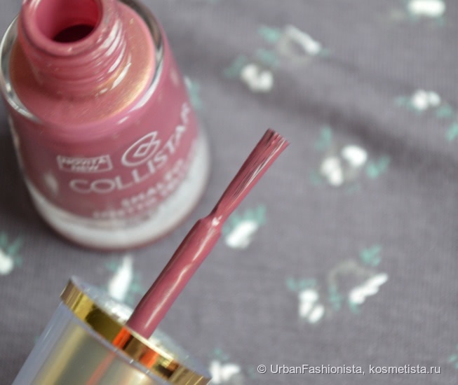 Осенняя новинка - сатиновый лак для ногтей Collistar Velvet Effect Nail Lacquer в оттенке #665 Charming Malaga