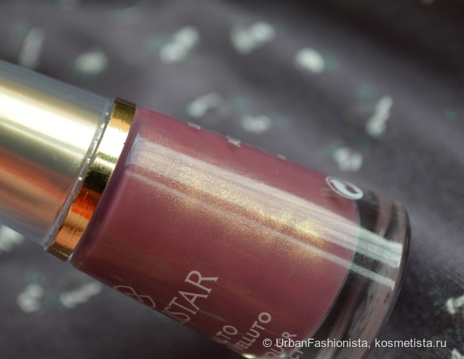 Осенняя новинка - сатиновый лак для ногтей Collistar Velvet Effect Nail Lacquer в оттенке #665 Charming Malaga