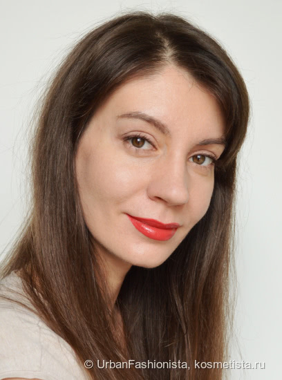 Помада c сюрпризом: Shiseido Rouge Rouge Lipstick в оттенке RD306 Liaison