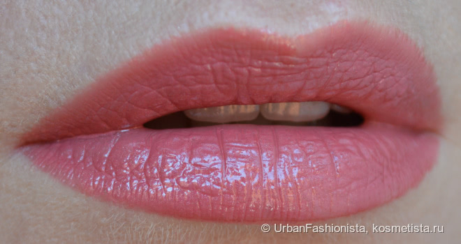 Идеальный зимний нюд. Clarins Joli Rouge Moisturizing Long-Wearing Lipstick в оттенке #752 Rosewood