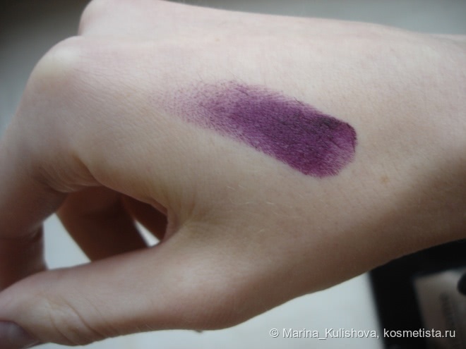 Помада, оправдывающая свое название. MAC matte lipstick Instigator
