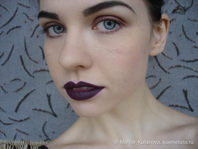 Помада, оправдывающая свое название. MAC matte lipstick Instigator