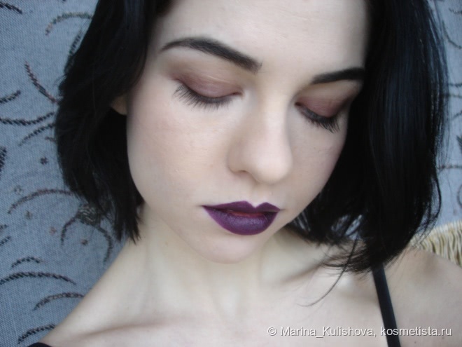 Помада, оправдывающая свое название. MAC matte lipstick Instigator