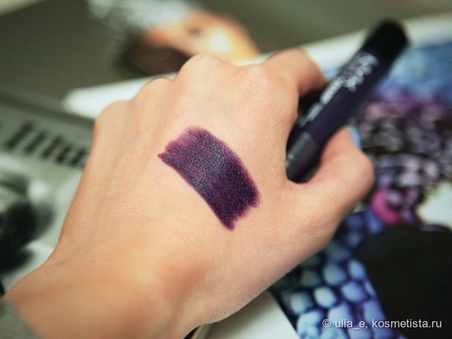 Помады NYX Simply Vamp Lip Cream, в оттенках SV01 Enamored, SV02 Temptress