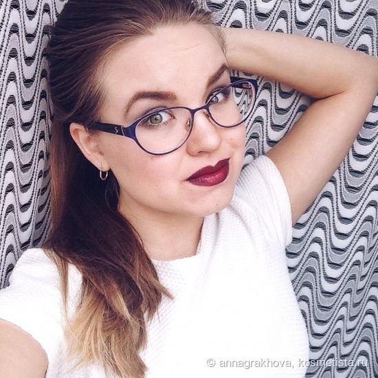 Помада для бровей Maybelline Brow Drama Pomade Crayon Medium Brown