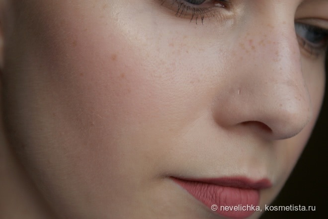 Совсем не фарфоровый IsaDora Nude cushion foundation в оттенке 10 Nude porcelain