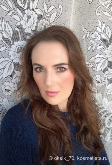 На встречу к весне с бальзамом для макияжа губ и щек в оттенке Coral от Bellapierre Cosmetics