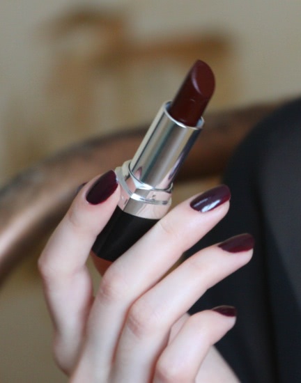 Кровь и вино. Avon Ultra Color Lipstick Bold Bordeaux