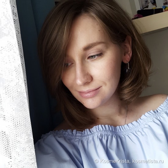 Они идеальны для меня. Румяна MAC Powder Blush в оттенке «Rosy Outlook»
