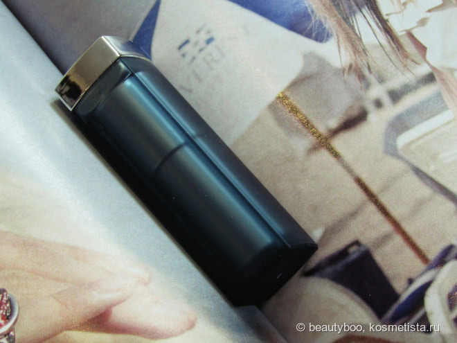 Шах и Matte. Помады Maybelline Color Sensational в оттенках #965 Siren in Scarlet и #975 Divine Wine