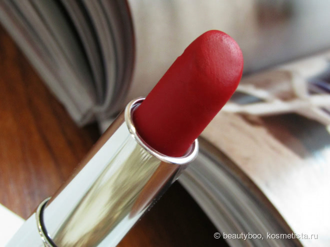 Шах и Matte. Помады Maybelline Color Sensational в оттенках #965 Siren in Scarlet и #975 Divine Wine