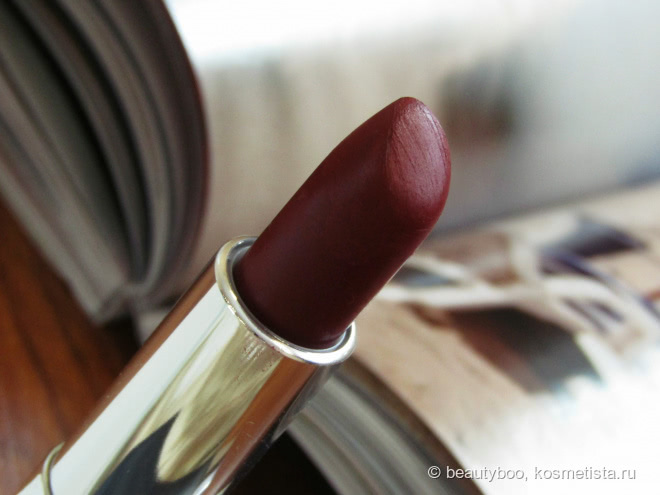Шах и Matte. Помады Maybelline Color Sensational в оттенках #965 Siren in Scarlet и #975 Divine Wine