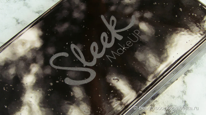 Новогодние игрушки. Skeek MakeUp Highlighting Palettes