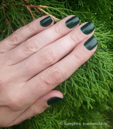 Chanel Le Vernis Longwear Nail Colour 536 Emeraude - лак, который переносит тебя в солнечный лес