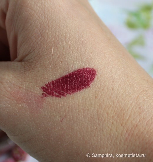 Новинка Urban Decay Vice Lipstick в оттенках Backtalk и Moshipt