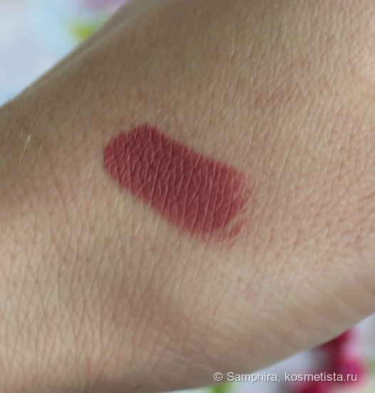Новинка Urban Decay Vice Lipstick в оттенках Backtalk и Moshipt