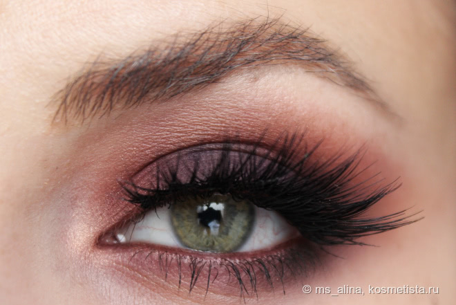 Kat Von D Serpentina Eyeshadow Palette