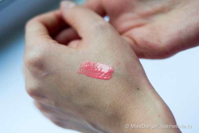 Нежнейший блеск для губ Nyx Butter Gloss Lipstick в оттенке Apple Strudel