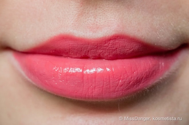 Моя яркая любимица Essense Long-Lasting Lipstick #01 Coral Calling