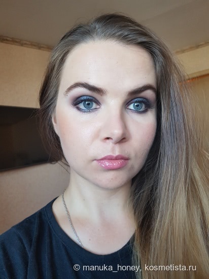 Палитра теней Tarte Limited-Edition Color Vibes Amazonian Clay Eyeshadow Palette