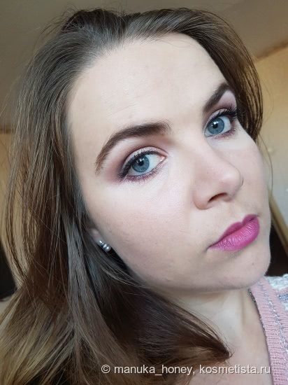 Палитра теней Tarte Limited-Edition Color Vibes Amazonian Clay Eyeshadow Palette