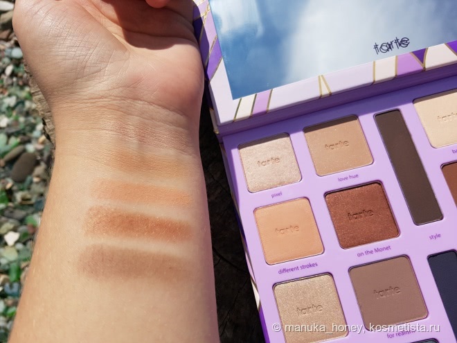 Палитра теней Tarte Limited-Edition Color Vibes Amazonian Clay Eyeshadow Palette