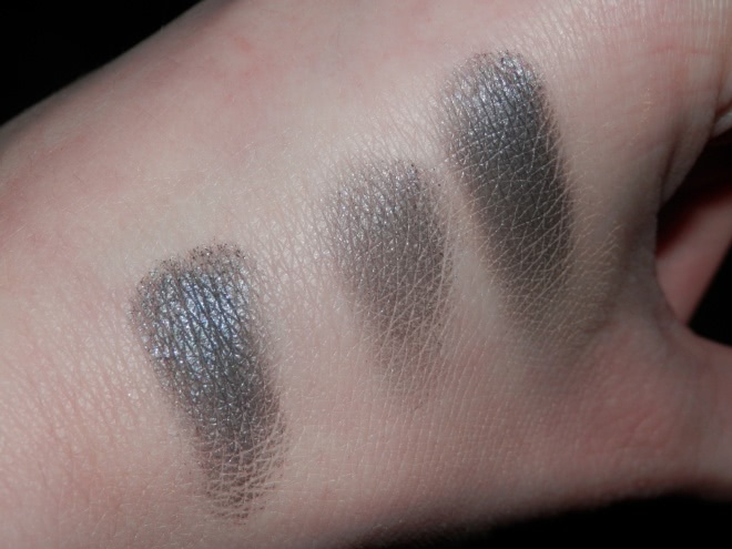 Тени Essence metal glam в оттенке Sparkle all night 04