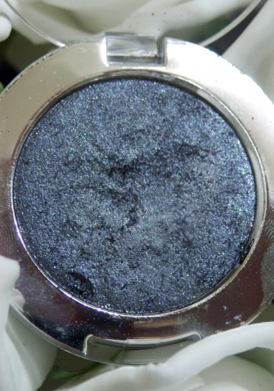 Тени Essence metal glam в оттенке Sparkle all night 04