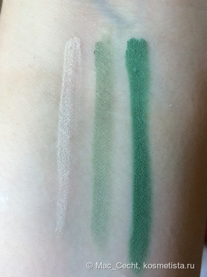 Немного тщеславия от Nouba Earthly Paradise Tre eyeshadow trio в оттенке 1 Vanity