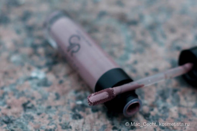 Трупный нюд от Golden Rose Longstay Liquid Matte Lipstick #10