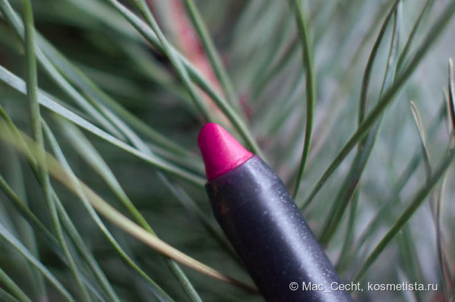 Miracle от Mac: Velvetease Lip Pencil в оттенке Just My Type